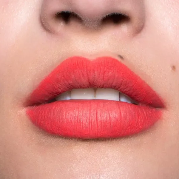 1 - Delineador de Labios MF Cosmetics