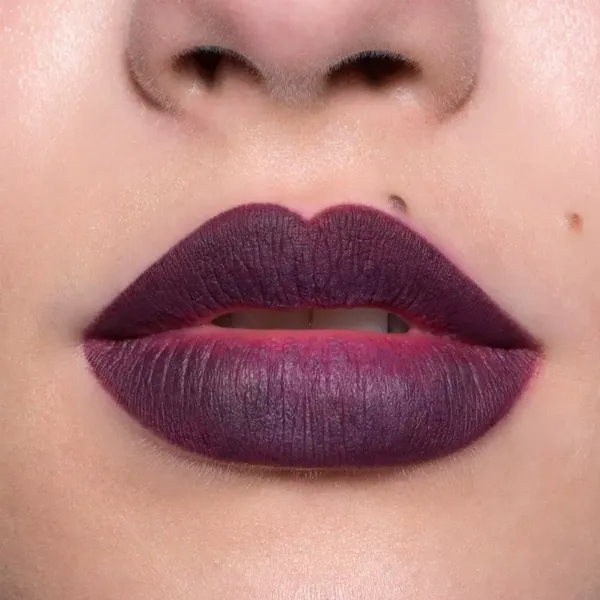 16 - Delineador de Labios MF Cosmetics