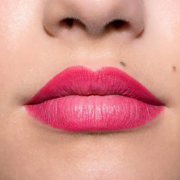 8 - Delineador de Labios MF Cosmetics