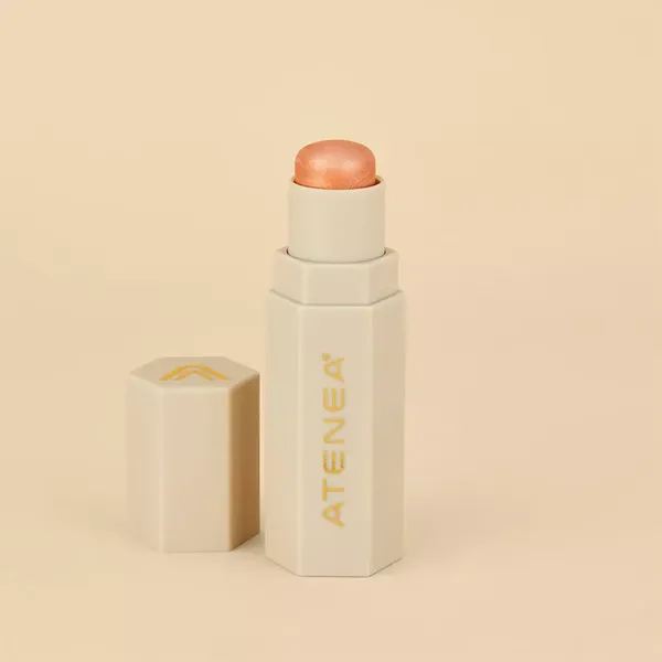 2 - Iluminador en Stick Cremoso 2 en 1 Atenea Collection