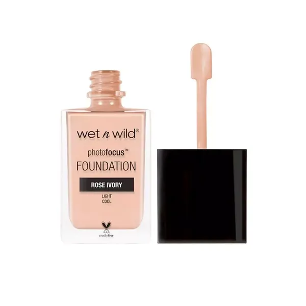 6 - Maquillaje Líquido Photo Focus Matte Wet N Wild