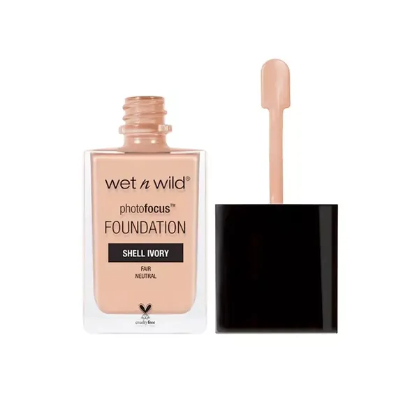 7 - Maquillaje Líquido Photo Focus Matte Wet N Wild