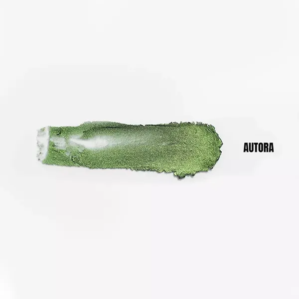 4 - Sombra en Stick Metal & Multichromatic MF Cosmetics