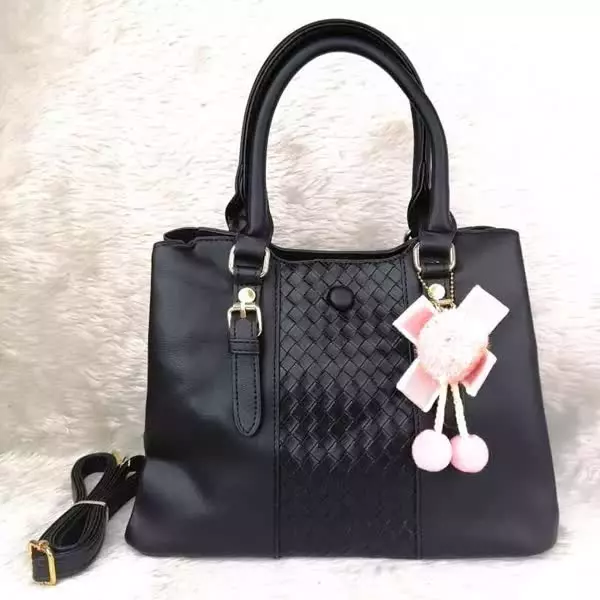 0 - bolsa para mujer modelo abigail color negra